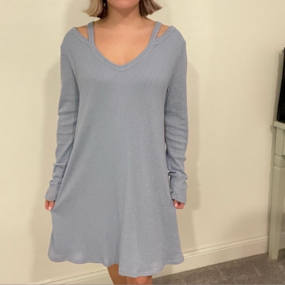 NWT Francesca’s Alya cutout dress Medium fall waffle knit